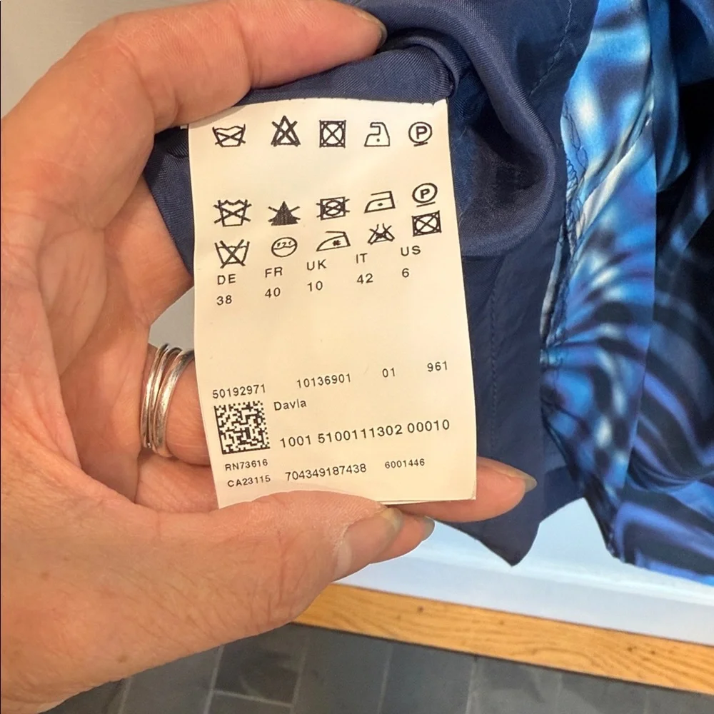 Boss Geometric Blue and Black Midi Dress - Picture 4 of 4
